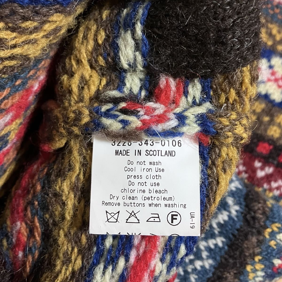 ジャミーソンズネイビー系 フェアアイル柄 ニットカーディガン ジャミーソンズの格上フェアアイル柄カーデに、「ロフトマン1981