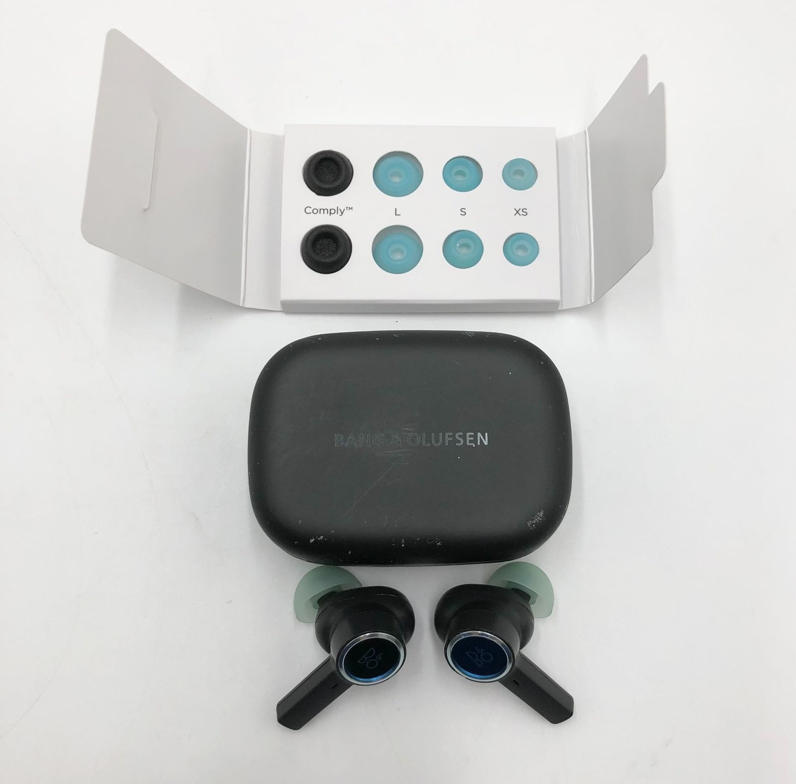 バング・アンド・オルフセン (Bang & Olufsen) 完全ワイヤレスイヤホン