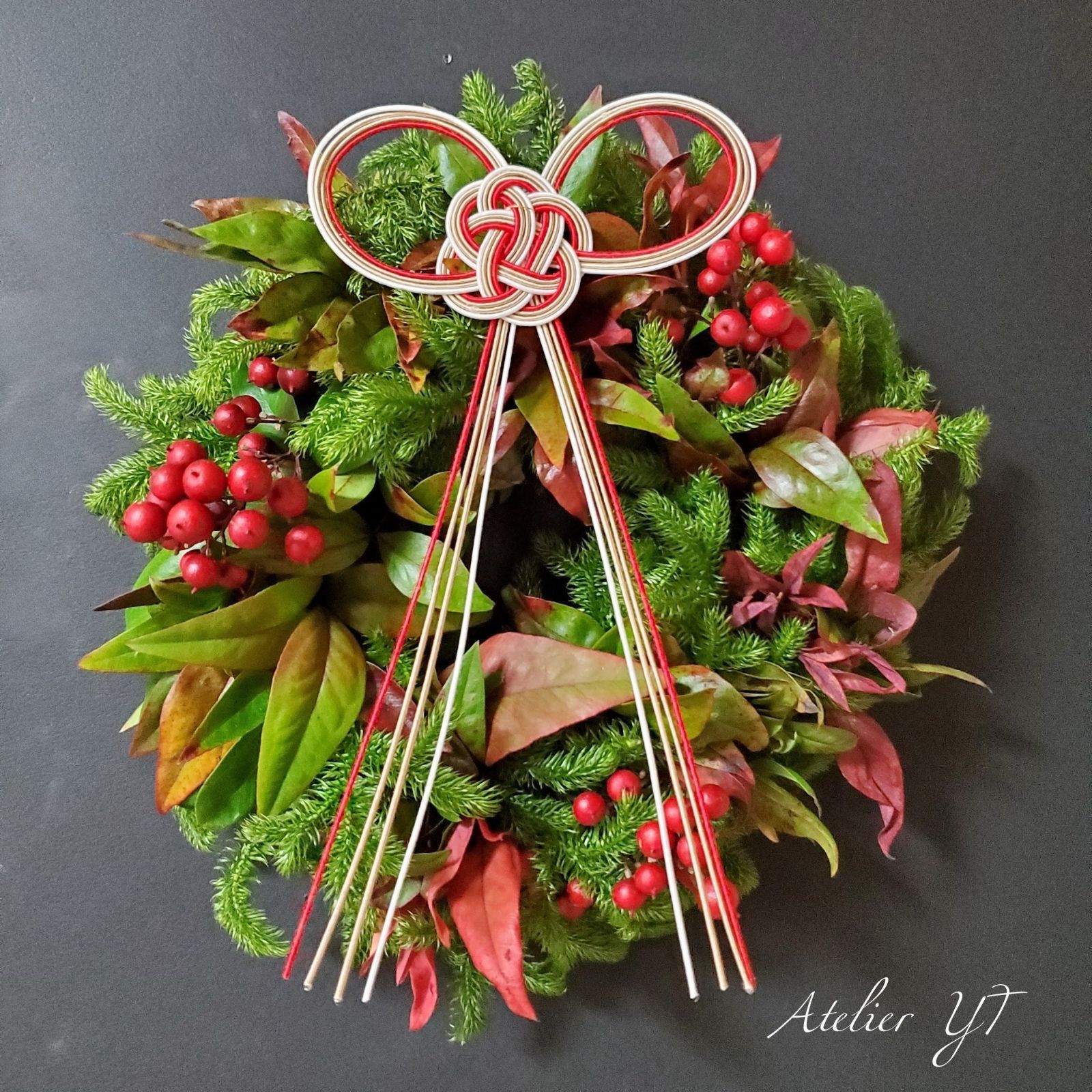 お正月飾り(ヒカゲノカズラ朱) / しめ飾り　お正月飾り　スワッグ　花束 2123139144.jpg?1702892177