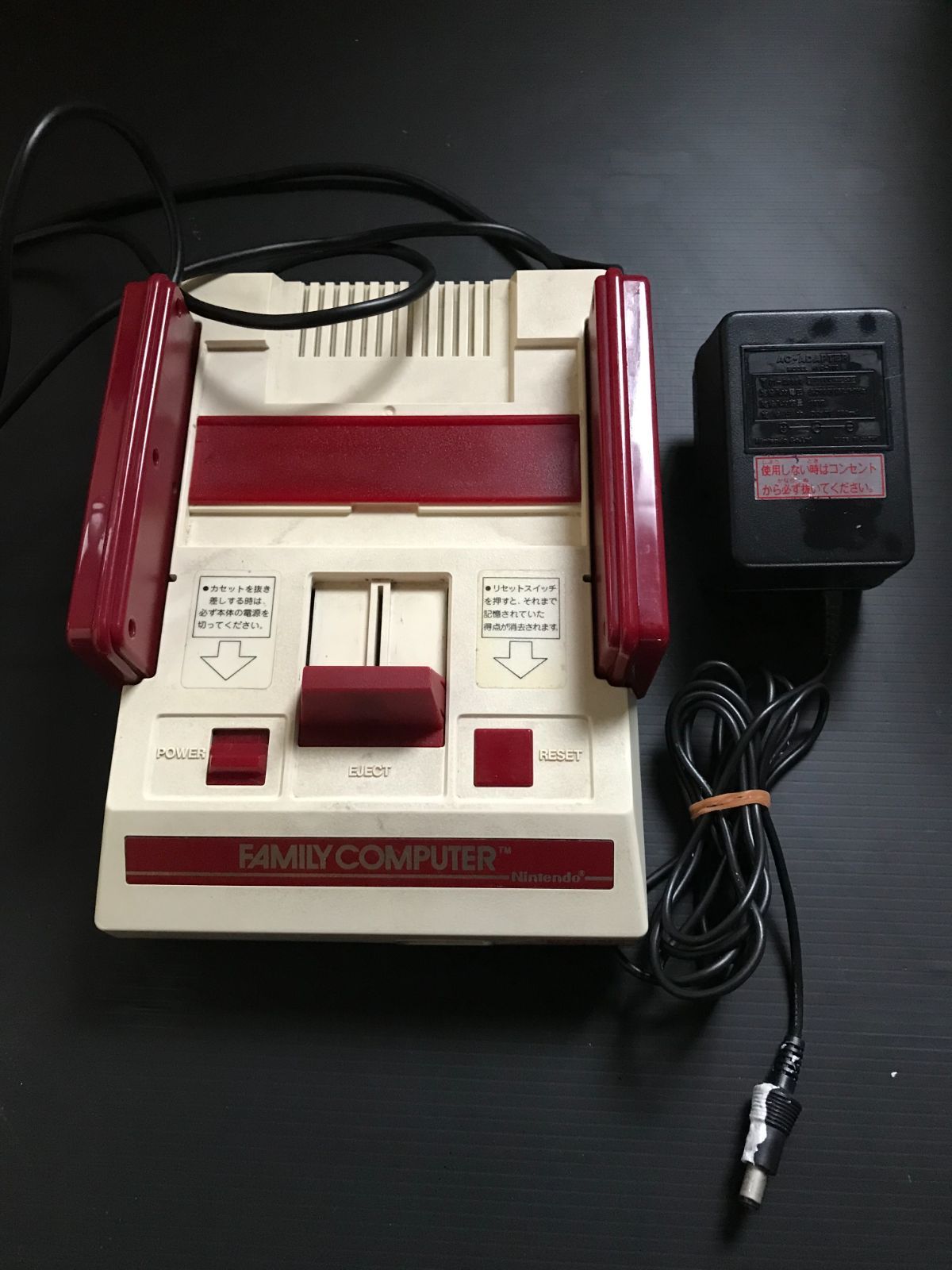 スーパーファミコン、ファミコン、ゲームカセットコンピューター