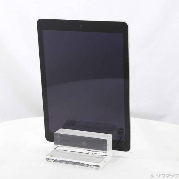中古品〕 iPad 第5世代 128GB スペースグレイ MP2H2J／A Wi-Fi【352