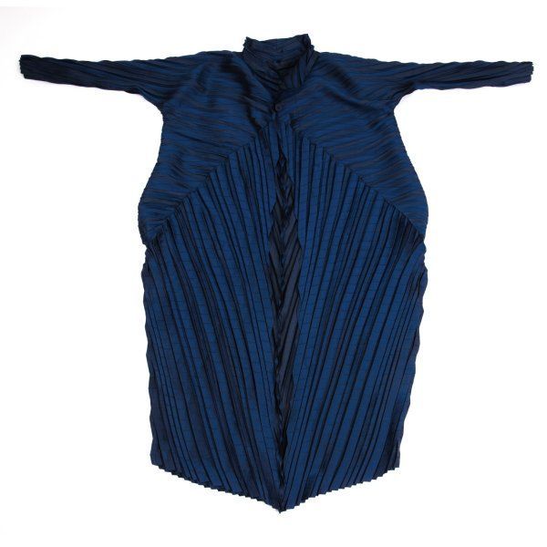 イッセイミヤケISSEY MIYAKE プリーツ切替ドルマンコート 青2 イッセイ