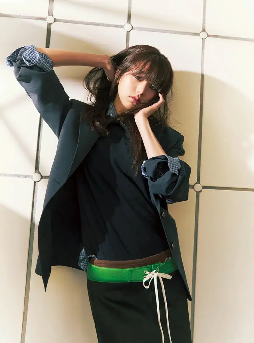 日本雑誌) VOGUE JAPAN 2024 4 ウォニョン(WONYOUNG・チャンウォニョン 