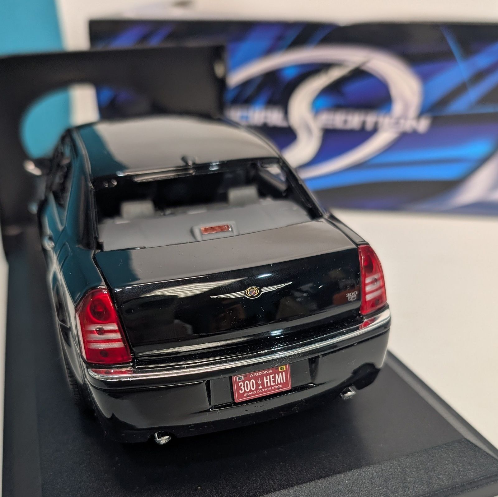 マイスト　クライスラー　300C 1/18 ミニカー マイスト クライスラー 300C 1/18 ミニカー マイスト クライスラー