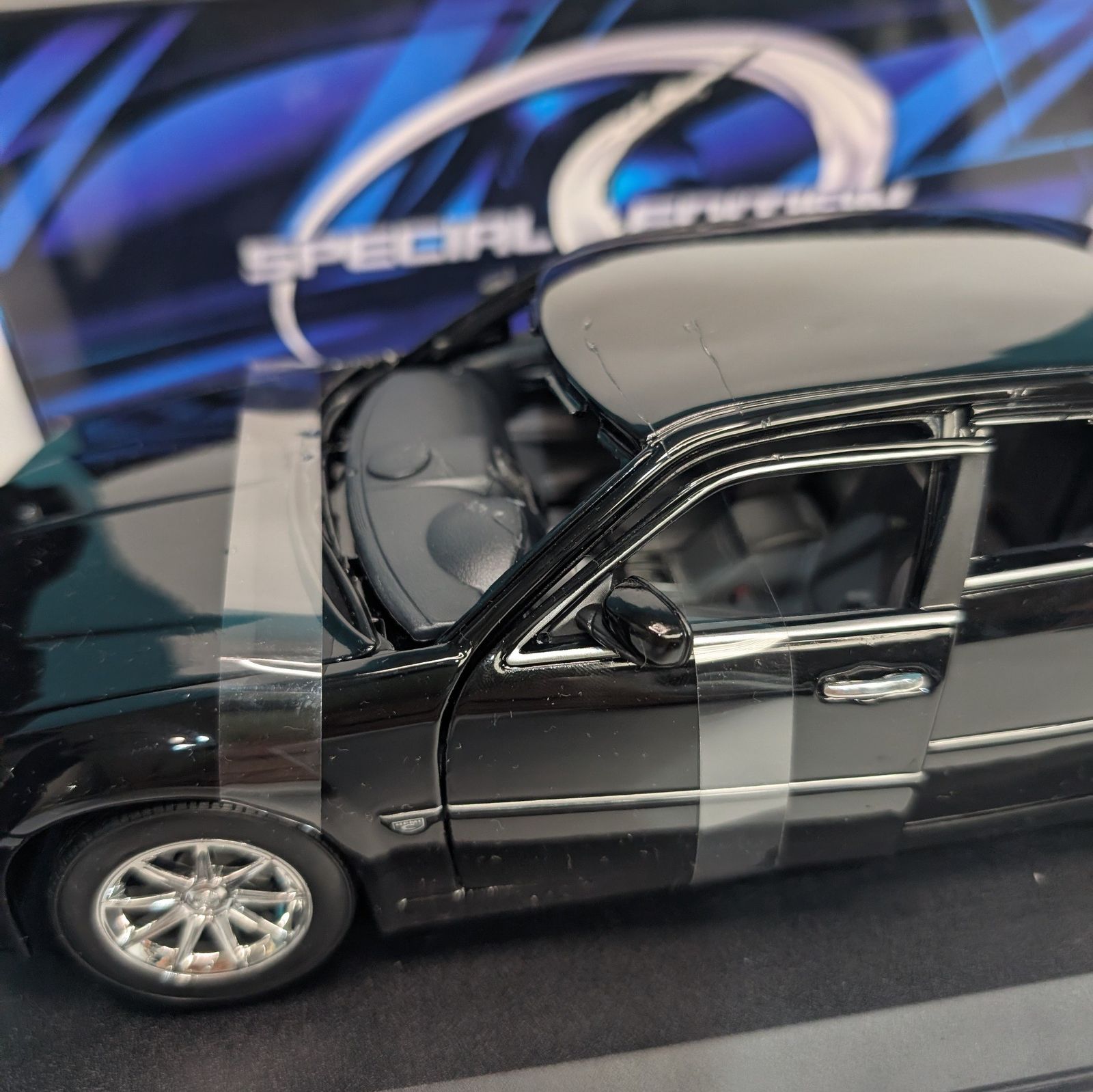 Maisto 1:18 CHRYSLER 300C クライスラー ブラック ダイキャスト