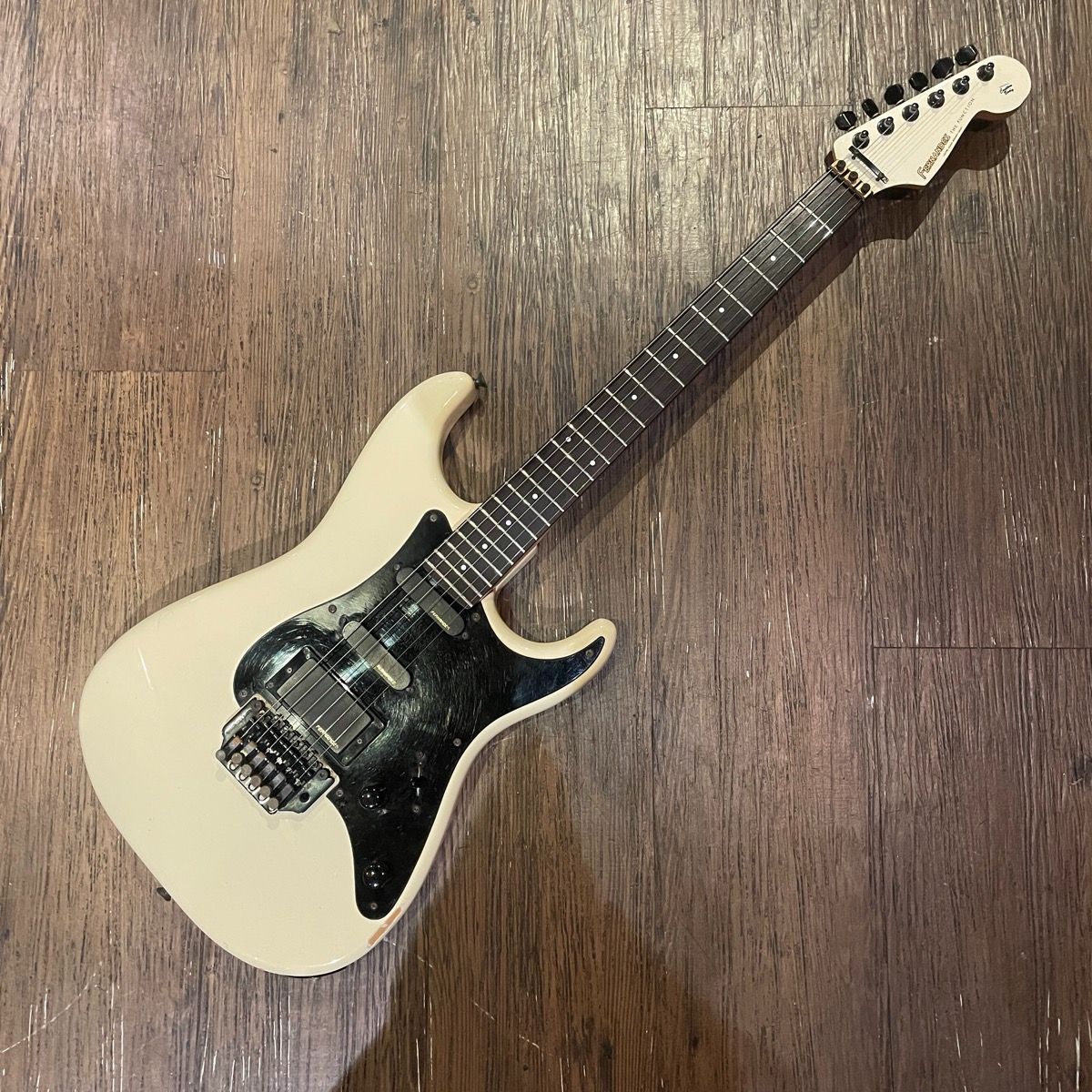 Fernandes The Function FloydRose Electric Guitar エレキギター 