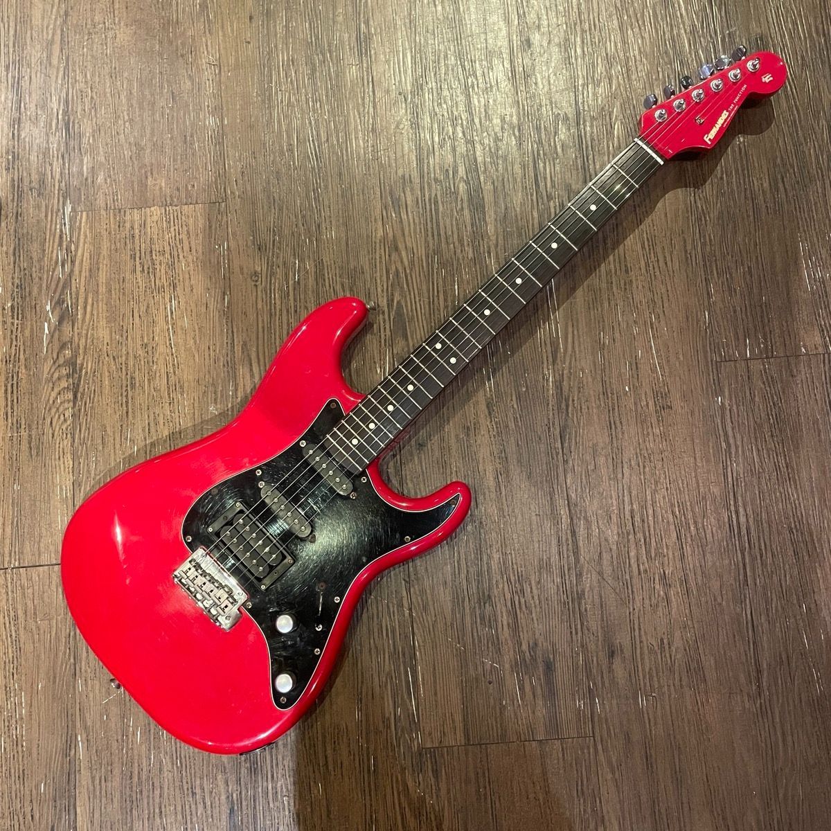 。FERNANDES フェルナンデス　エレキギター　レッド FERNANDES（フェルナンデス） Fernandes THE FUNCTION Electric Guitar