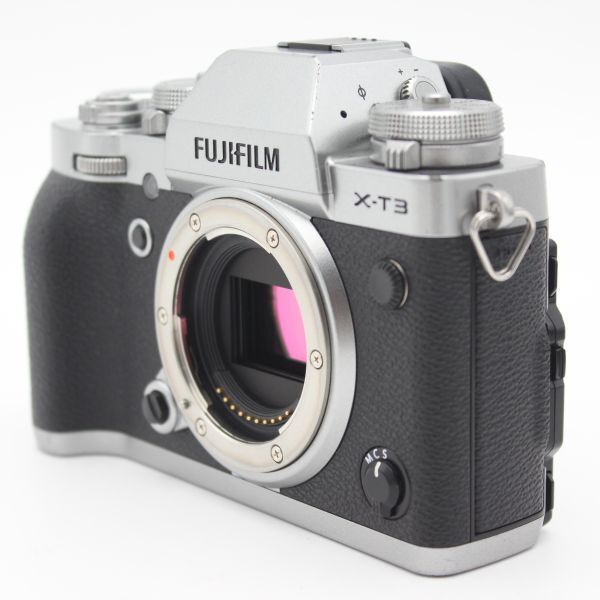 □美品□ FUJIFILM 富士フイルム ミラーレス一眼カメラ X-T3ボディ