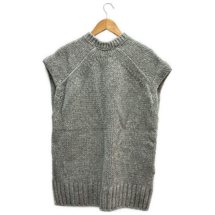 ATON WOOL MOLE | CREWNECK VEST レディース グレー 02 - メルカリ ATON WOOL MOLE | CREWNECK VEST レディース グレー 02 - メルカリ