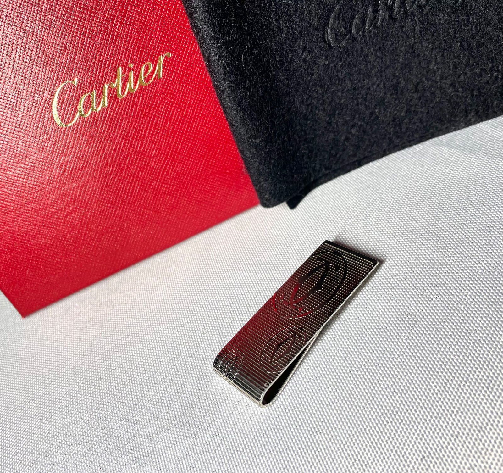 カルティエ Cドゥ 2C デコール マネークリップ ハッピーバースディ カルティエ Cドゥ 2C デコール マネークリップ ハッピーバースディ 美