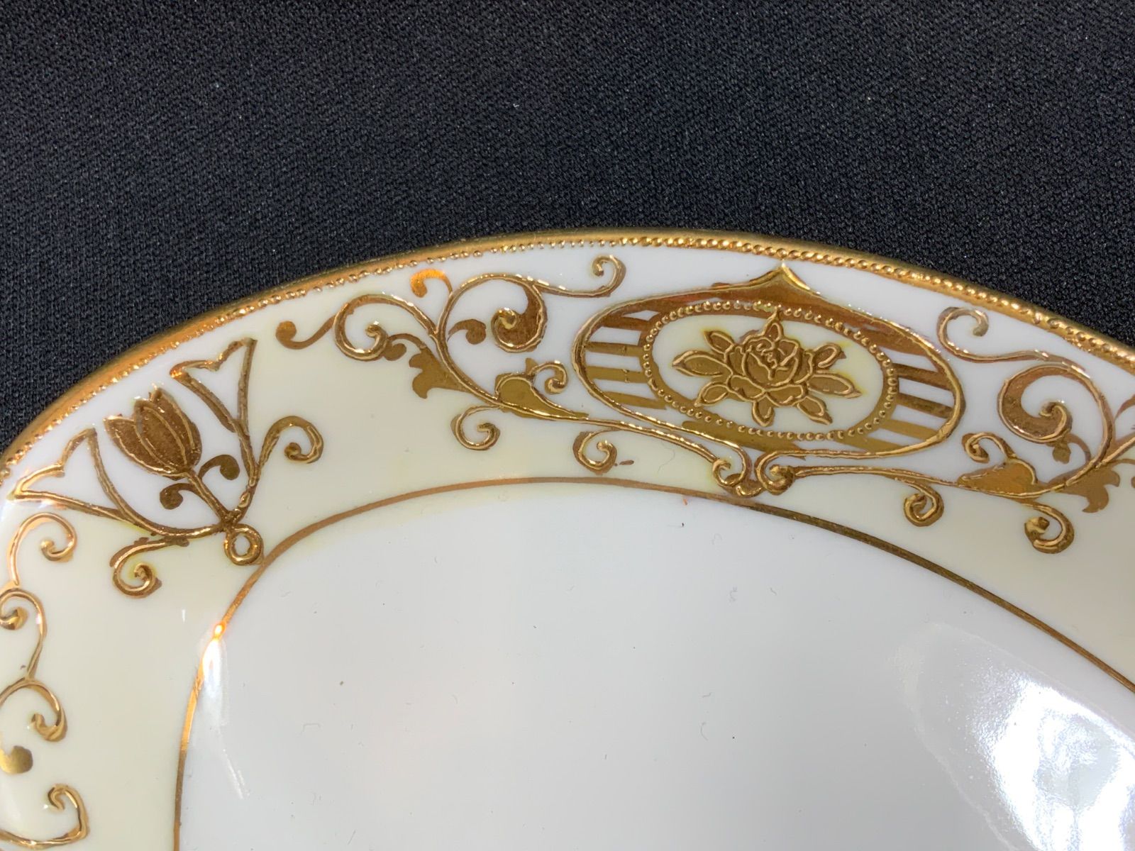 ノリタケ 175 クリスマスボール 2パート ハンドル付き レリッシュ