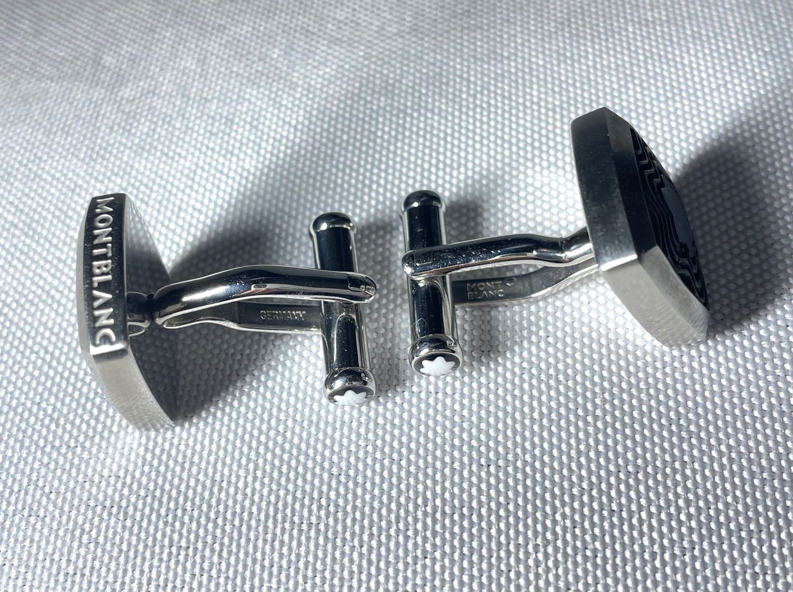 MONTBLANC モンブラン ブラックスターデザイン サイドブランドロゴ文字