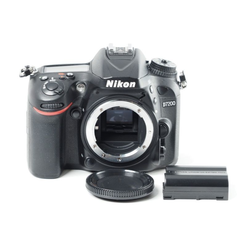 Nikon ニコン デジタル一眼レフカメラ D7200 ボディ #14182 - メルカリ
