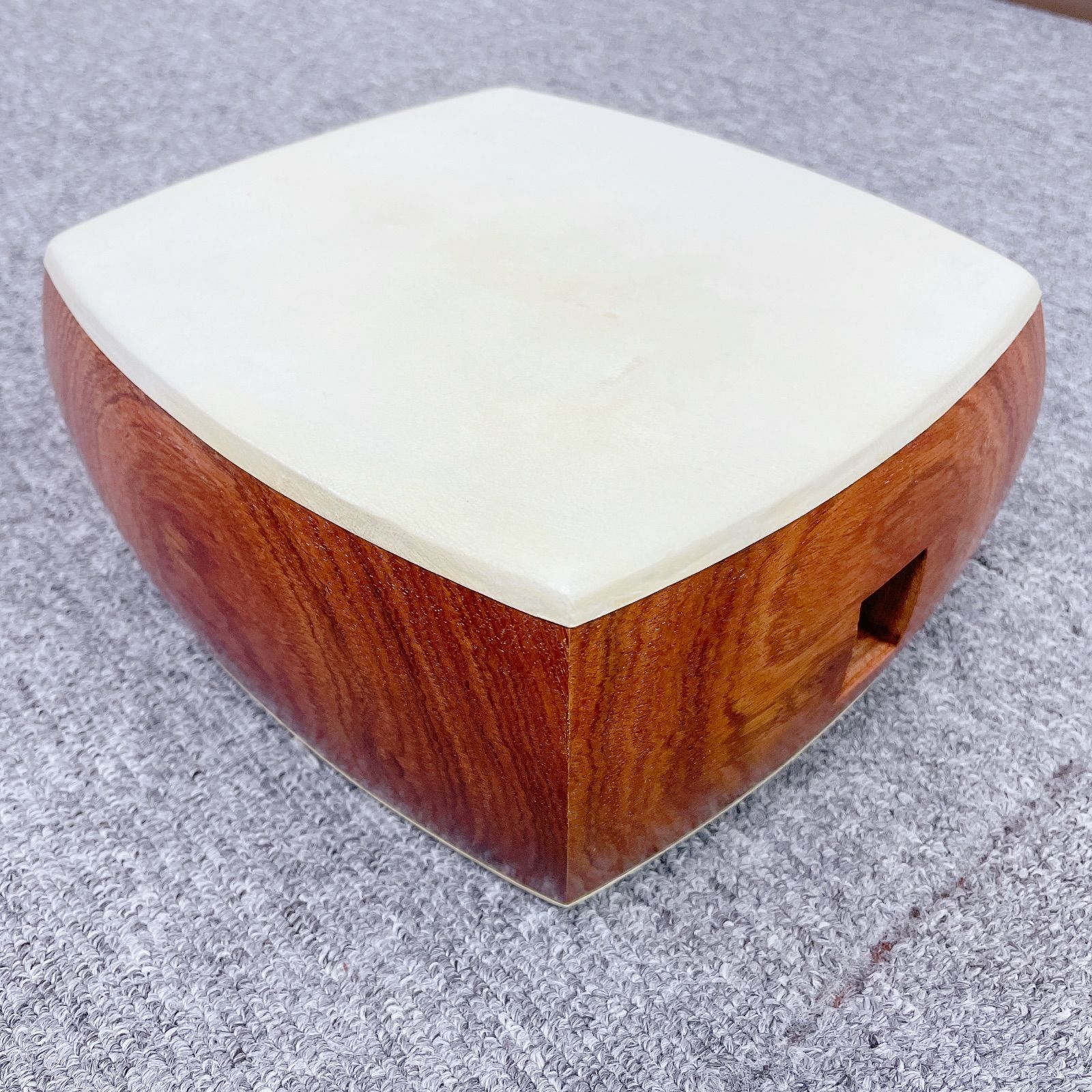 津軽三味線 花梨 太棹 丸打胴 平溝 和楽器 津軽三味線 花梨 太棹 丸打胴 平溝 和楽器 津軽三味線 花梨 太棹 丸