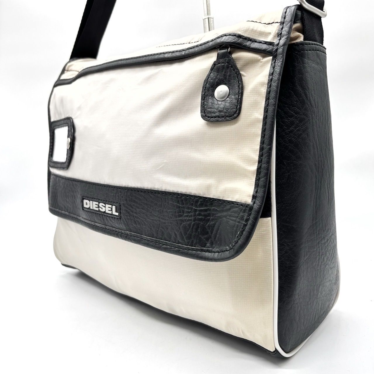 ✨良品✨ DIESEL ディーゼル ショルダーバッグ 斜め掛け クロスボディ 