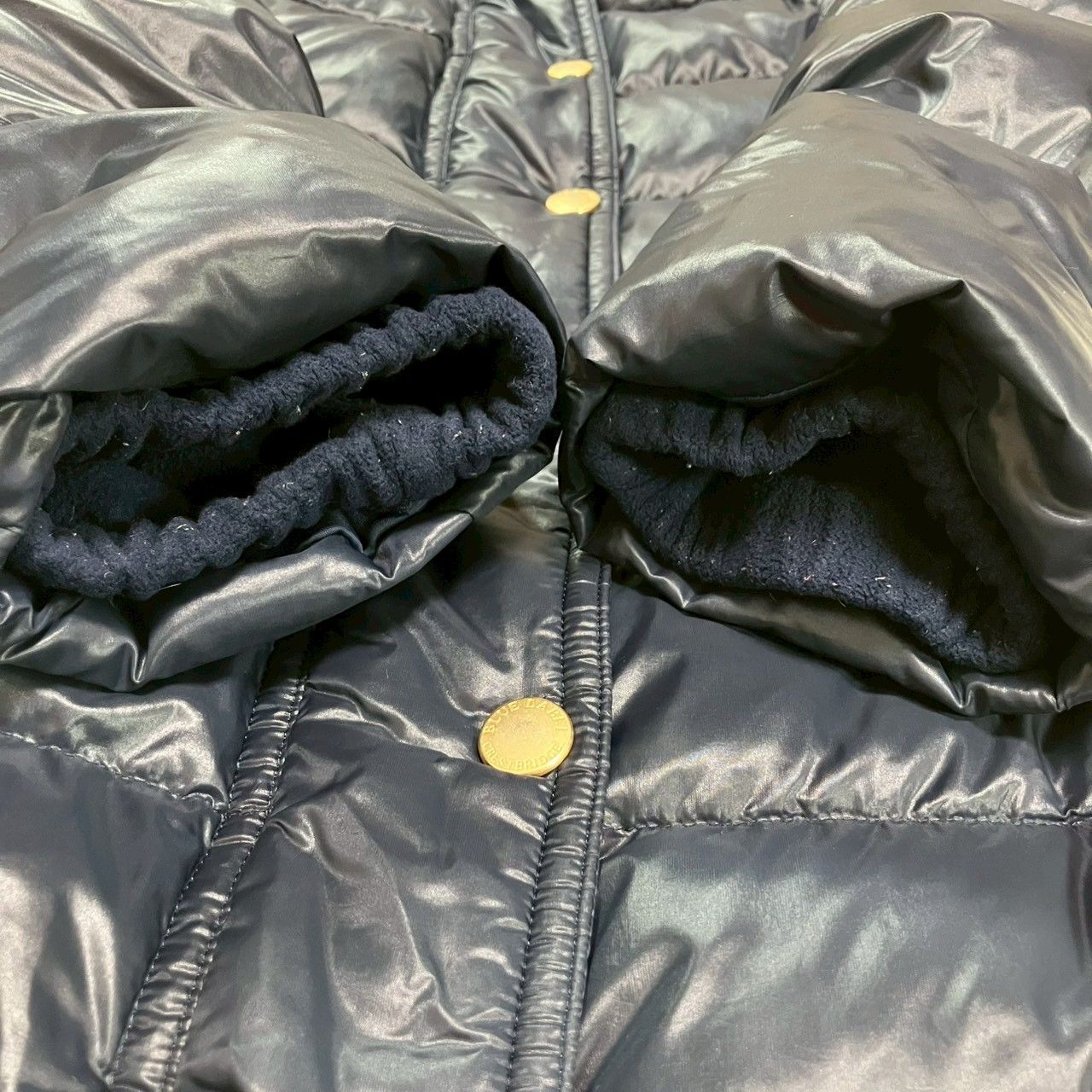 ブルーレーベルクレストブリッジ ダウンジャケット タヌキファー