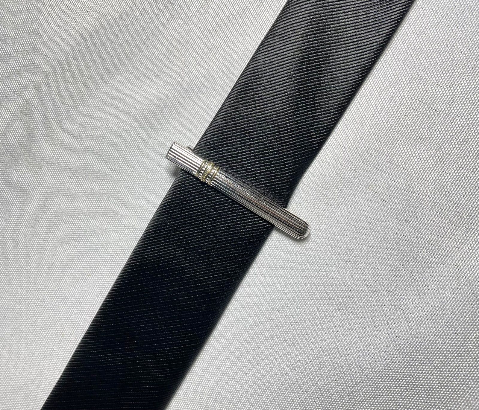 極美品✨モンブラン ネクタイピン ロゴ ストライプ ブラック 2025年最新】MONTBLANC ネクタイピンの人気アイテム - メルカリ