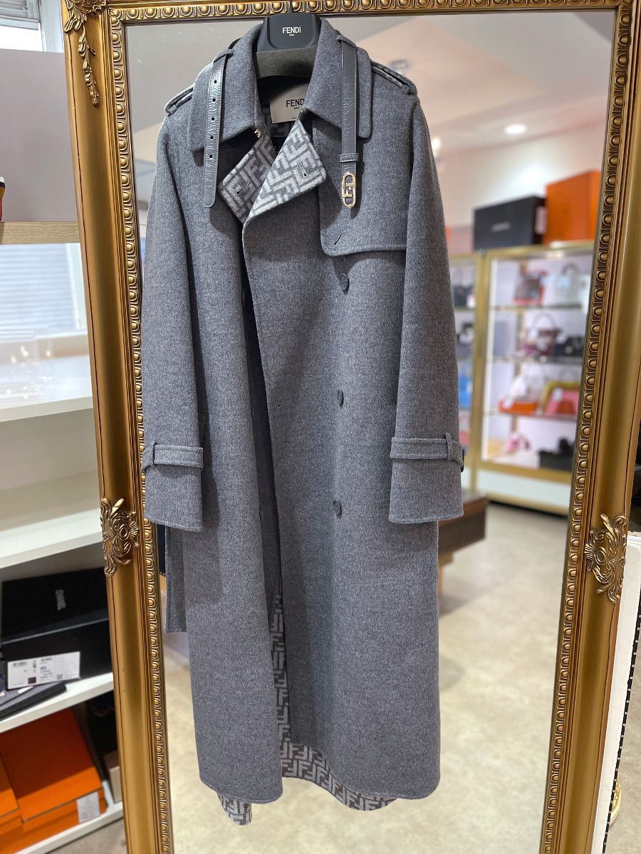 FENDI フェンディー　レザーコート イタリア製　X1439 新品】【未使用品】FENDI フェンディ FF8939 ASHD オロック FF ウール