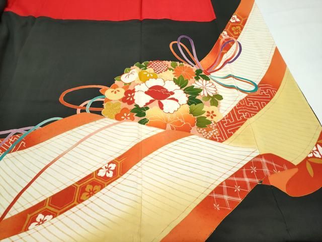 アンティーク着物　二尺袖大正ロマン　小振袖　駒刺繍　檜扇吉祥花文　正絹 アンティーク着物 二尺袖大正ロマン 小振袖 駒刺繍 檜扇吉祥花文