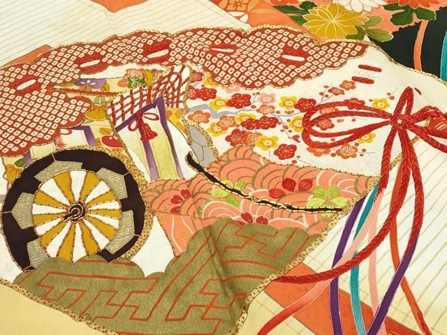 アンティーク着物　二尺袖大正ロマン　小振袖　駒刺繍　檜扇吉祥花文　正絹 アンティーク着物 二尺袖大正ロマン 小振袖 駒刺繍 檜扇吉祥花文