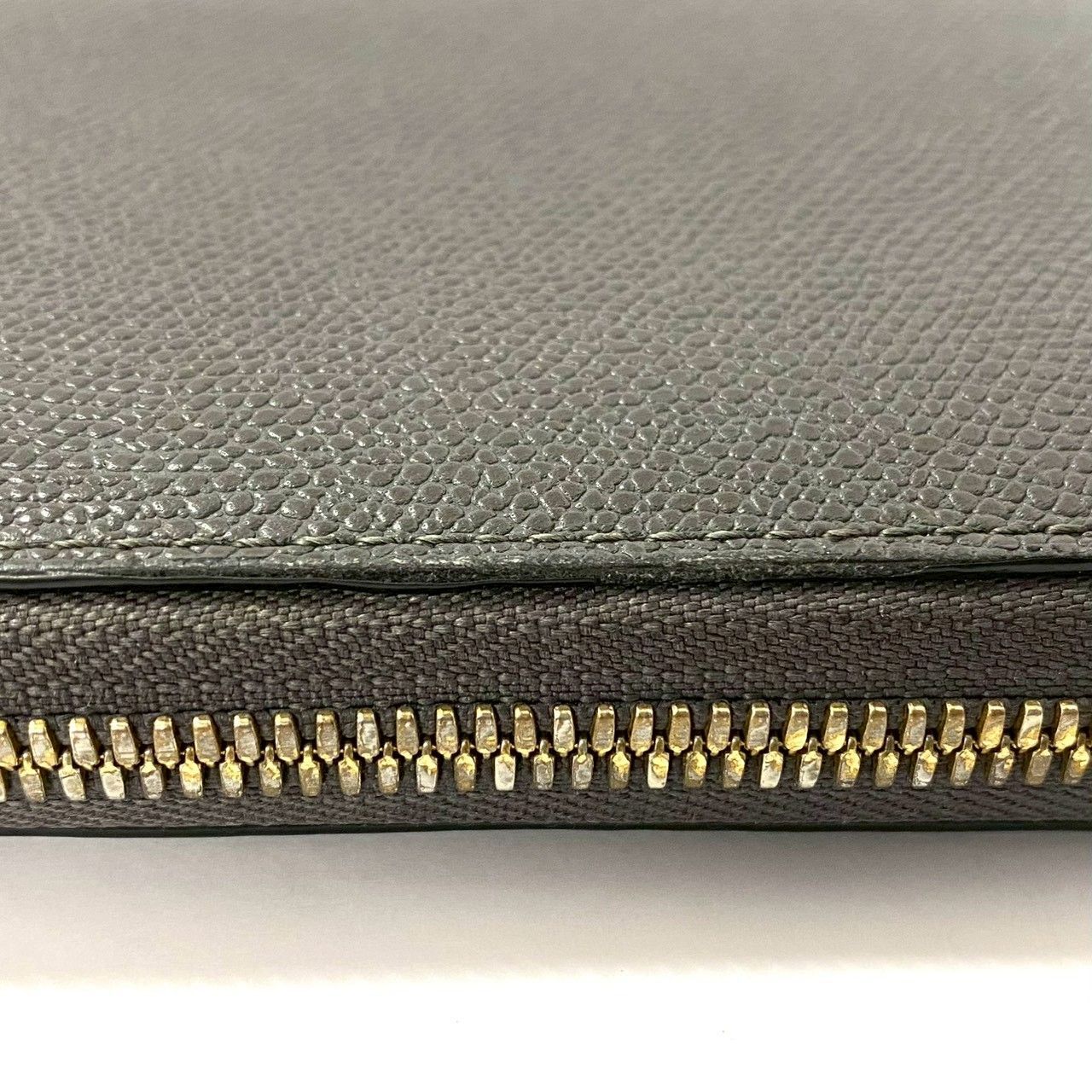 Valextra】ジップパース 12カード 長財布 ソフトカーフスキン レザー