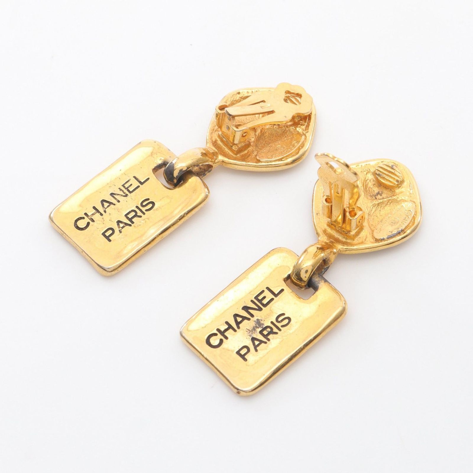 シャネル CHANEL イヤリング ロゴプレート GP（ゴールドメッキ