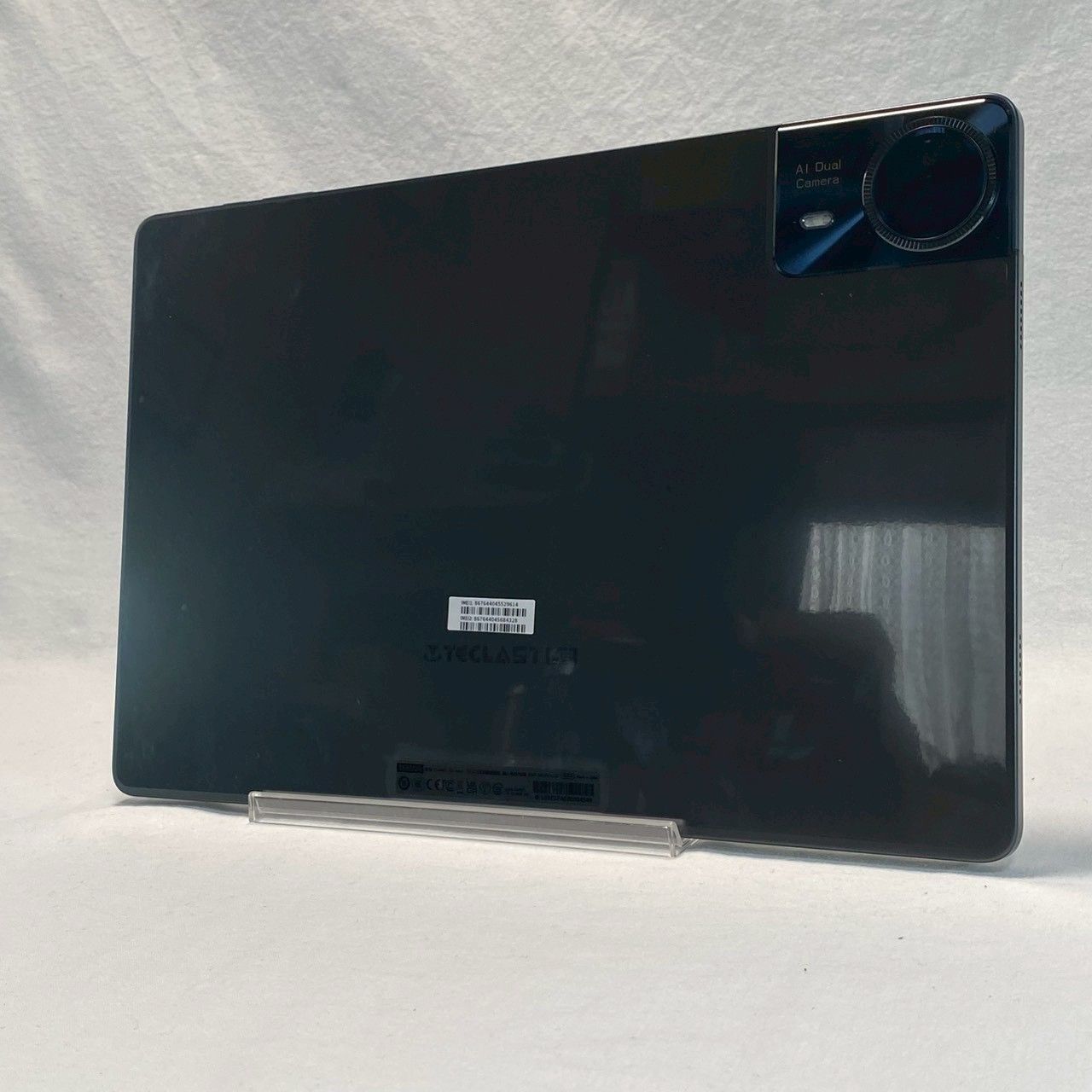 美品・動作確認済】Teclast/TLA001/タブレット/本体/純正カバー付