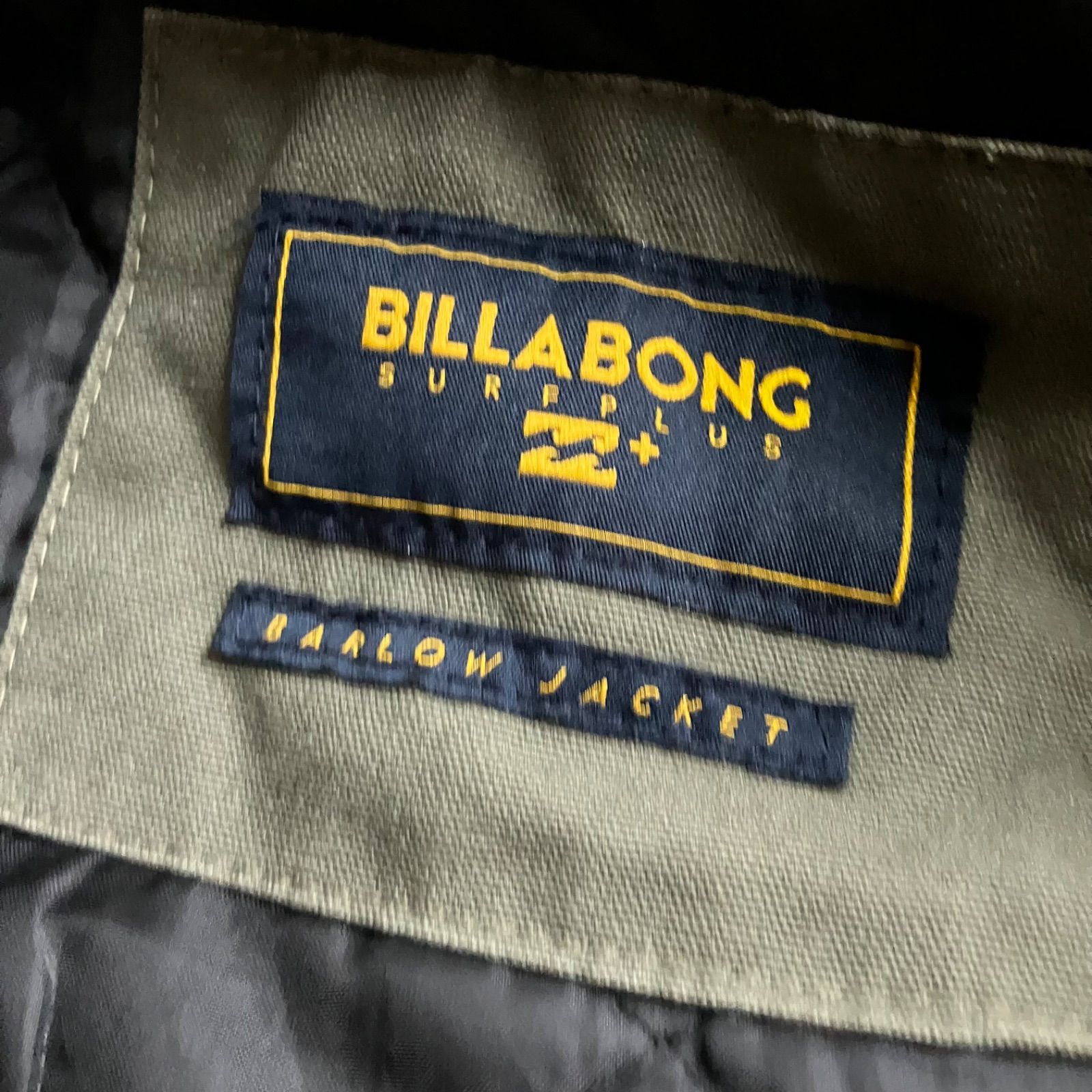 ビラボン ミリタリージャケット 古着 中綿キルティング フード 