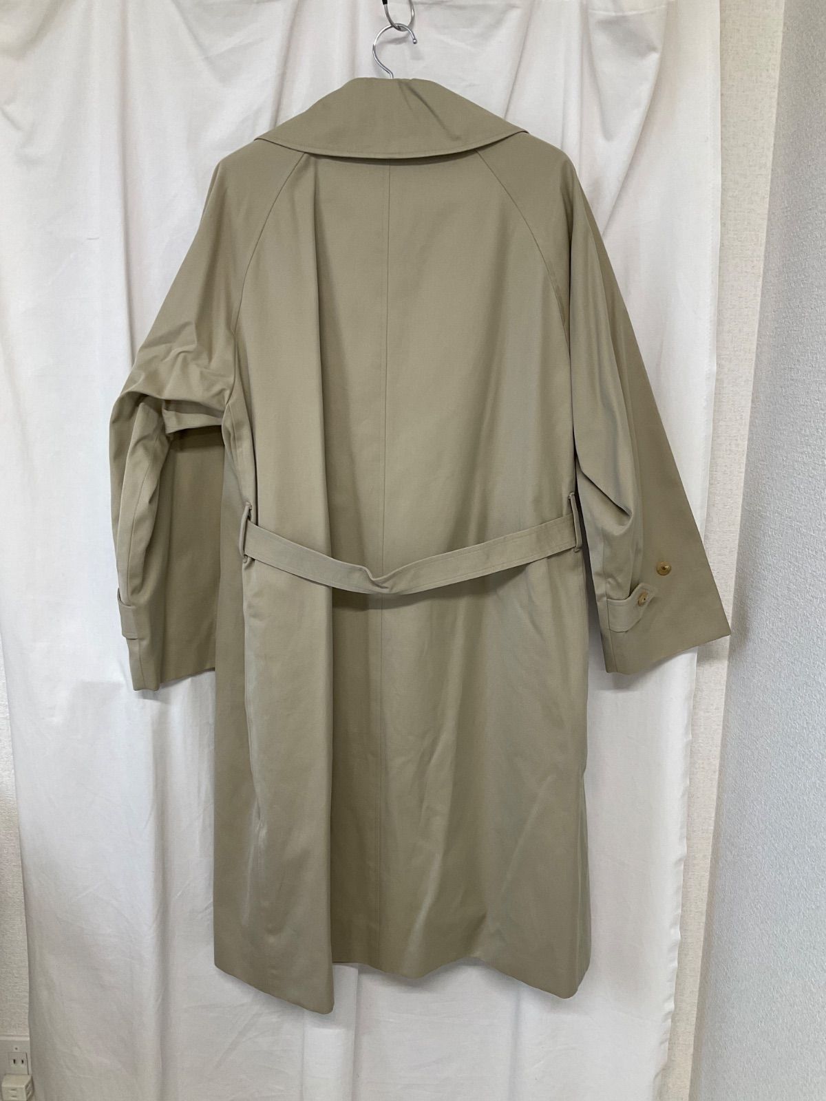 美品】comoli コットンギャバ タイロッケンコート ライナー付き