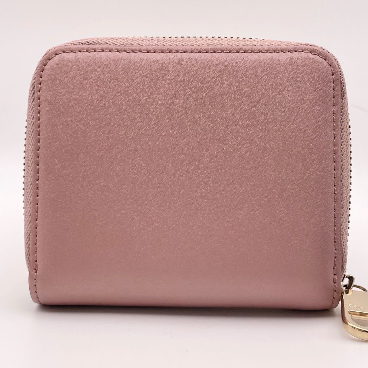 極美品○ Salvatore Ferragamo フェラガモ 折り財布 二つ折り ラウンド