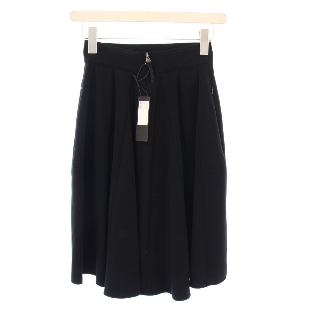 フォクシーニューヨーク FOXEY NEW YORK バックフレアスカート タック