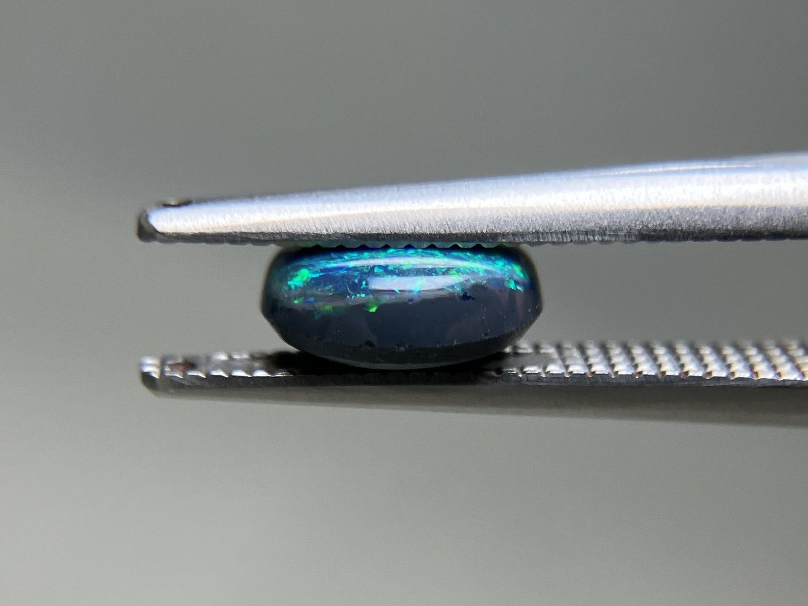 ブラックオパール7.481ct ルース　ソーティング付き ブラックオパール7.481ct ルース ソーティング付き