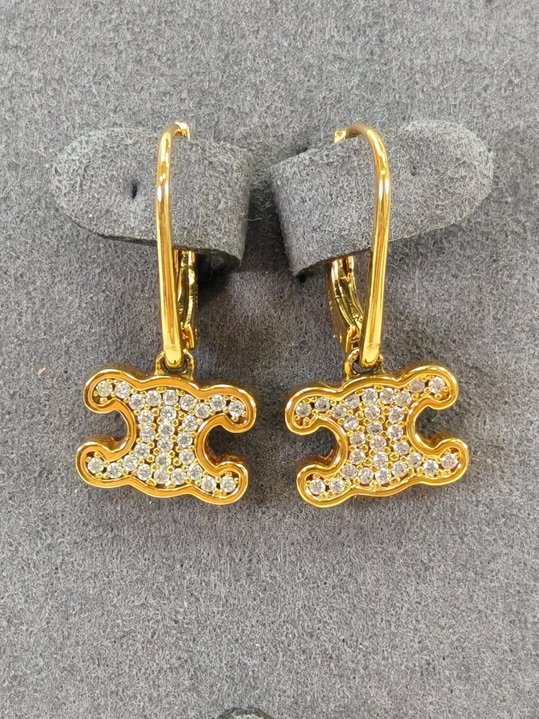 CELINE セリーヌ トリオンフ ラインストーン ピアス ゴールド 管理番号