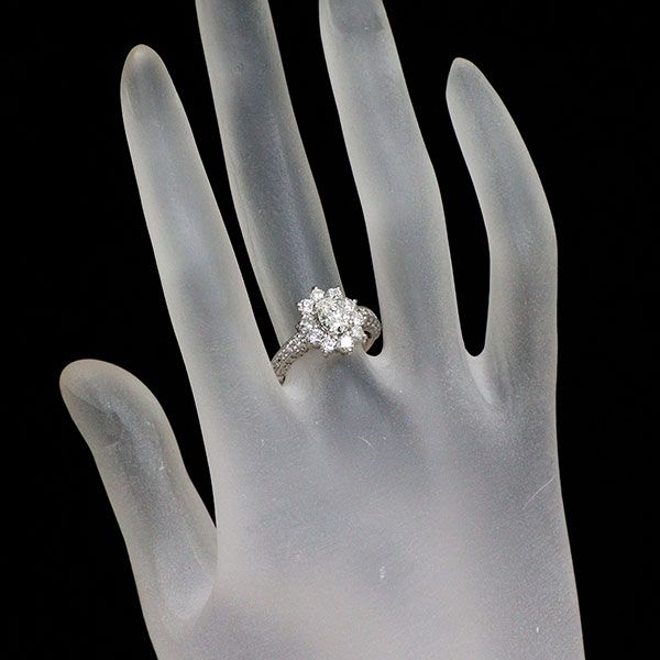 Pt900 ダイヤモンド リング 0.705ct D1.09ct - メルカリ