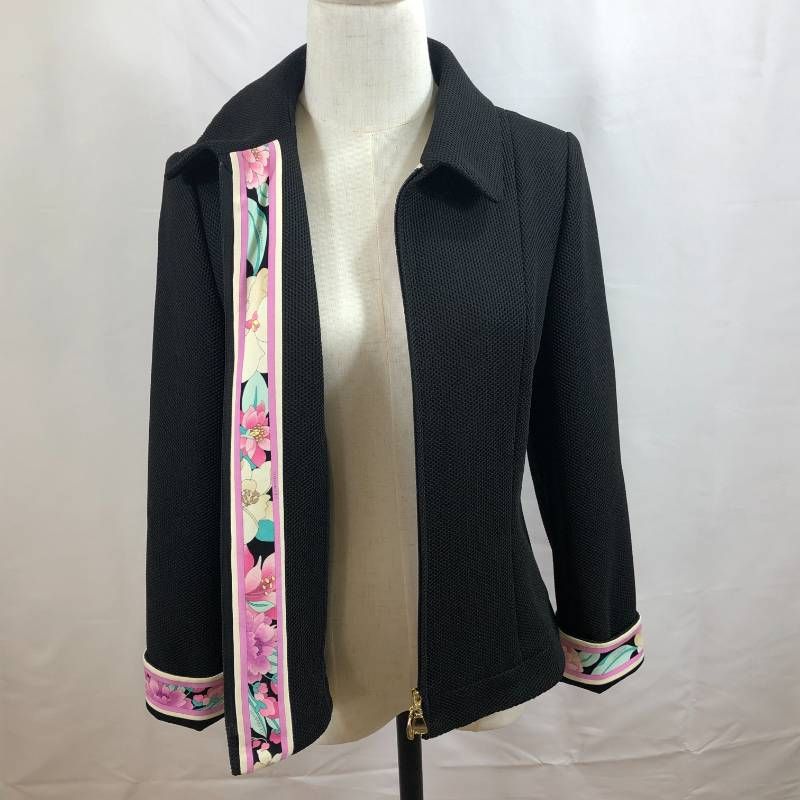 美品 レオナール ジャケット 花柄 ジップアップ 黒 - メルカリ