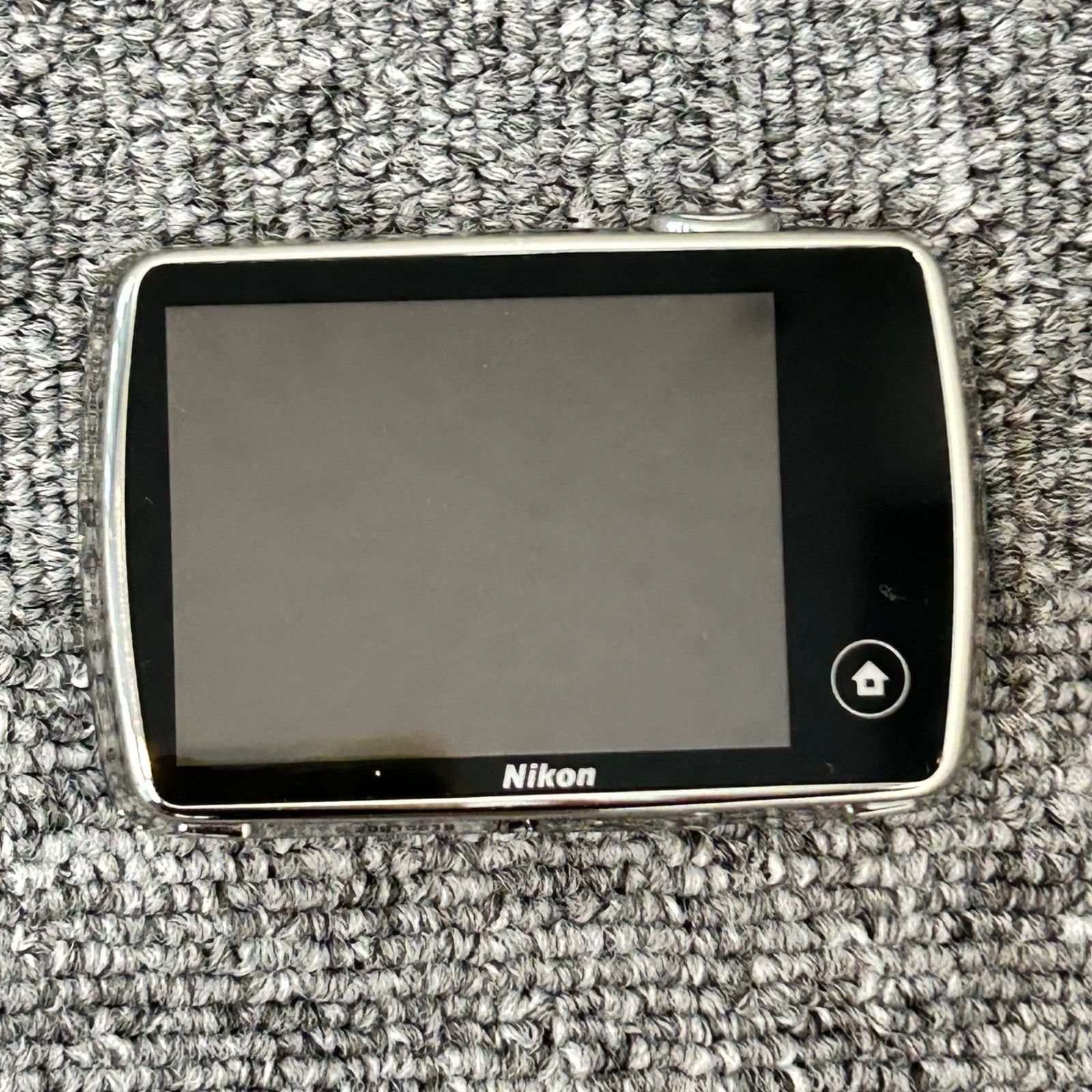 Nikon COOLPIX S01 シルバー コンパクトデジタルカメラ ジャンク