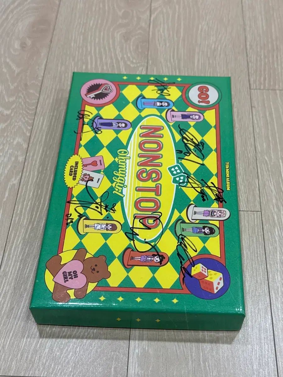 OH MY GIRL（オーマイガール）「살짝 설렜어」サイン入り アルバム