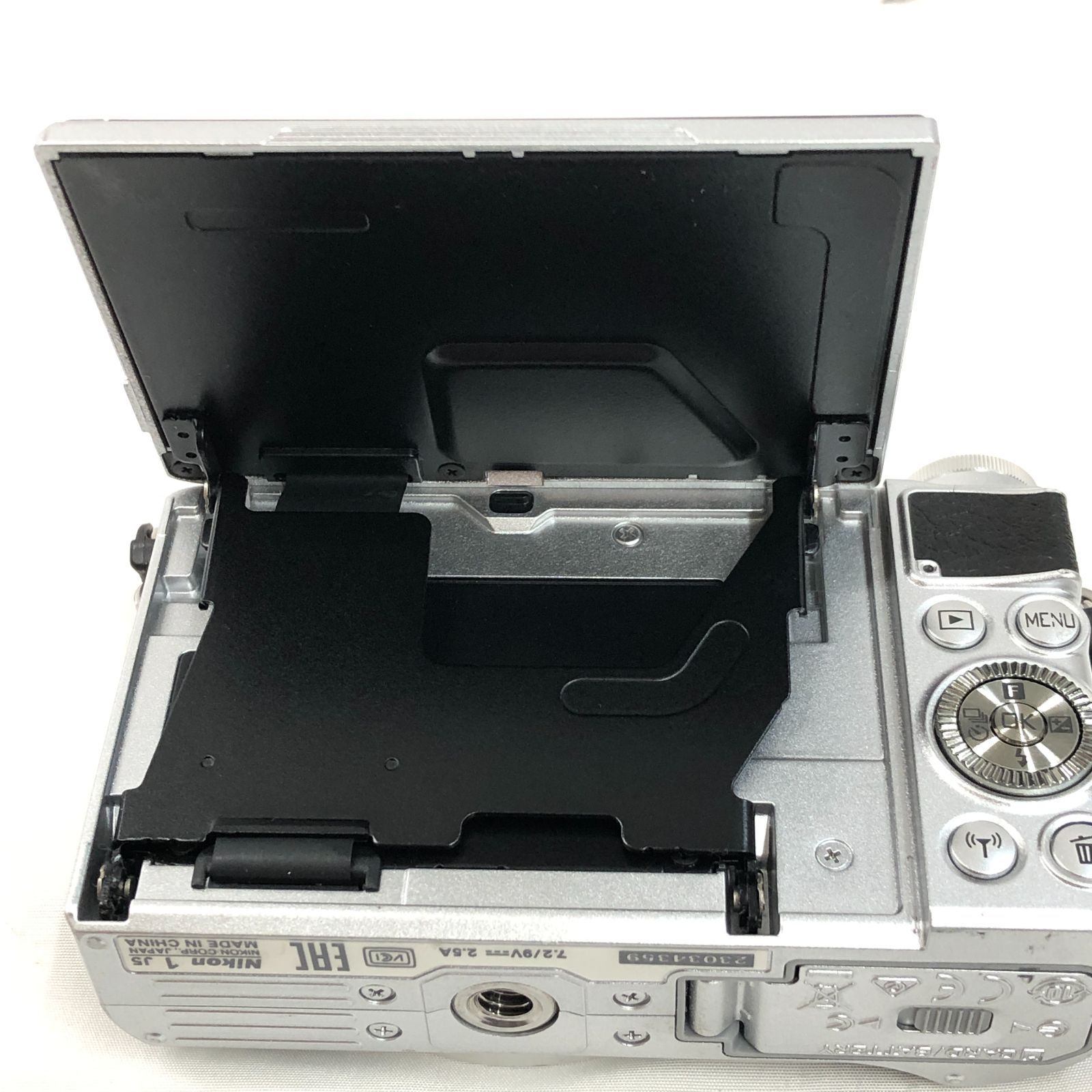 ジャンク】Nikon ミラーレス一眼 Nikon1 J5 ダブルレンズキット