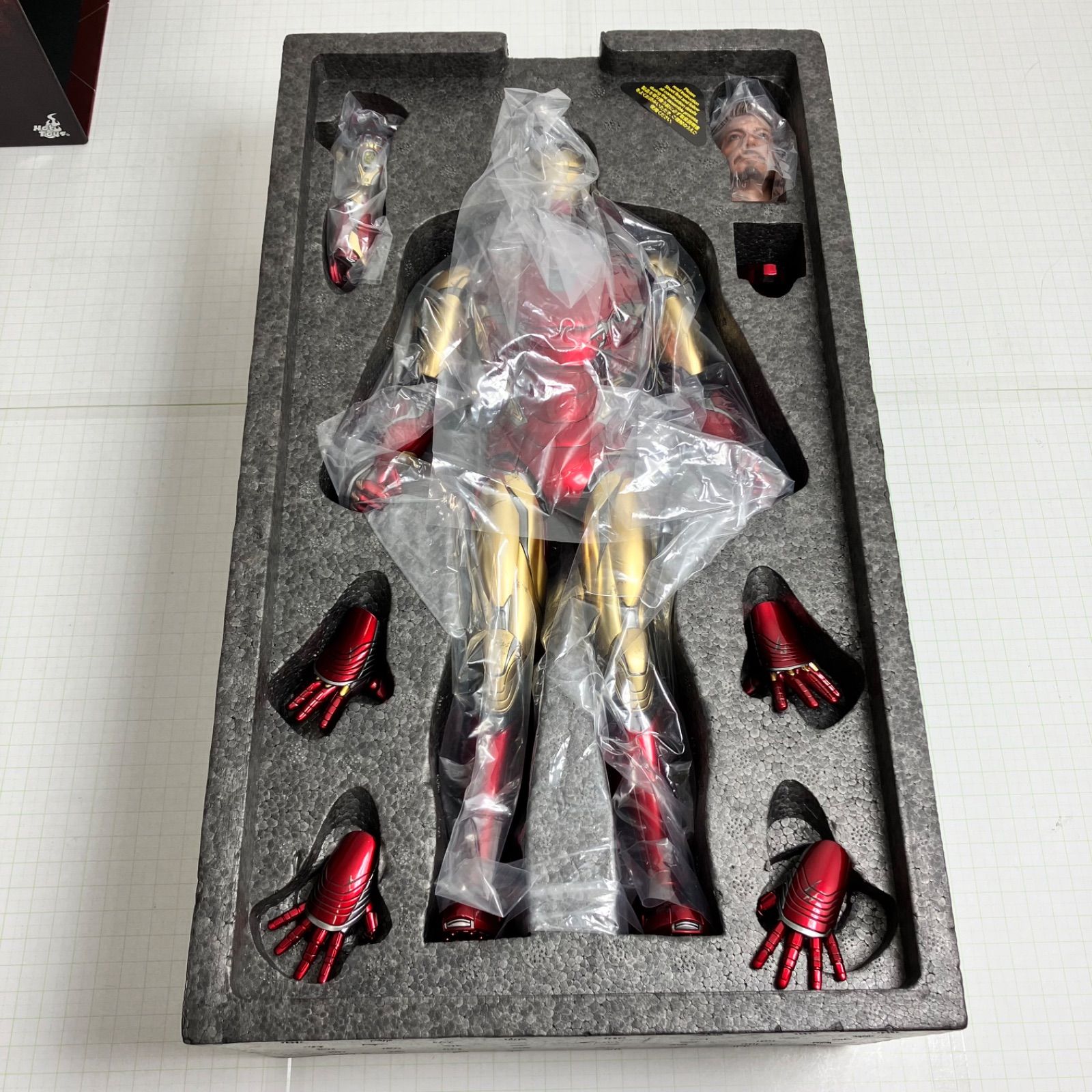 Hot Toys アイアンマン マーク85 美品（ヘッド欠品） 瀬戸店】アイアンマン・マーク85 ヴァリアントヘッド交換品 IRON MAN