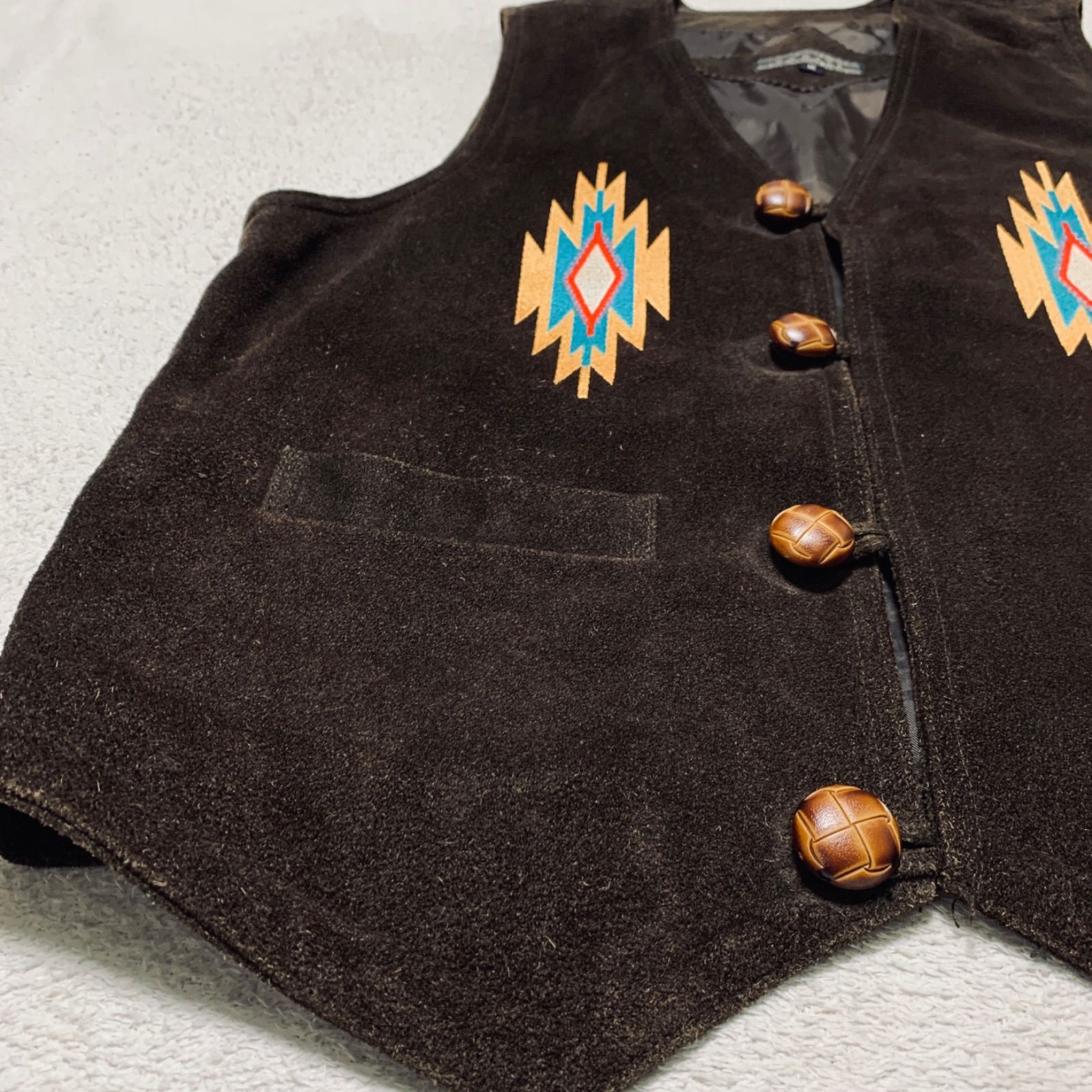 VINTAGE レザーベスト 刺繍 チマヨ オルテガ ネイティブ柄 牛革 くるみ