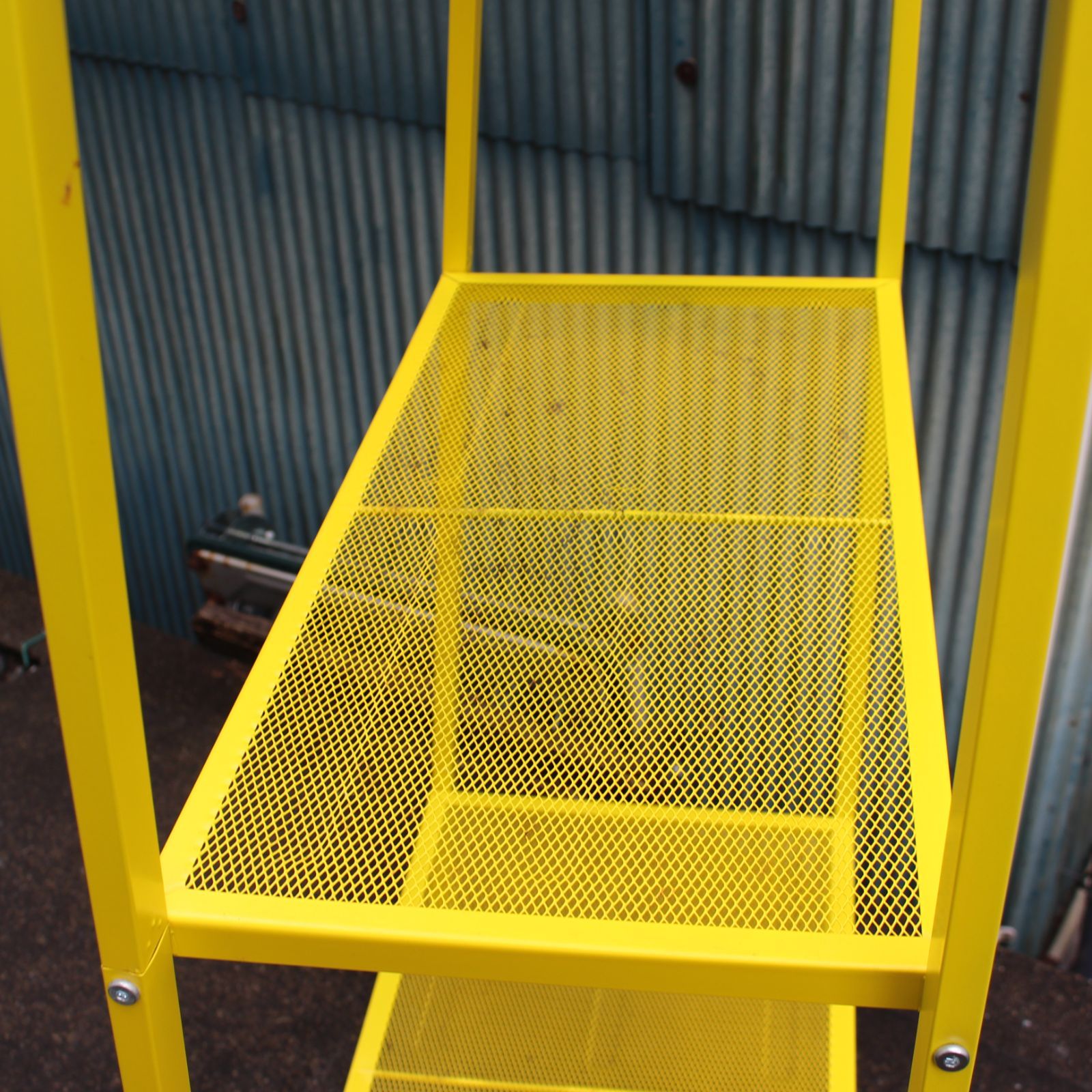 650)【家財便Cランクで発送】IKEA LERBERG/レールベリ 4段スチール