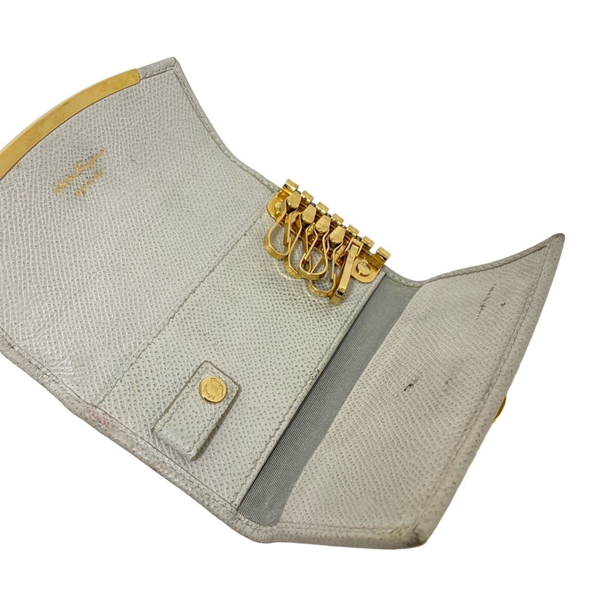 Salvatore Ferragamo 6連キーケース グレー FERRAGAMO（フェラガモ） Salvatore Ferragamo 6連 キーケース