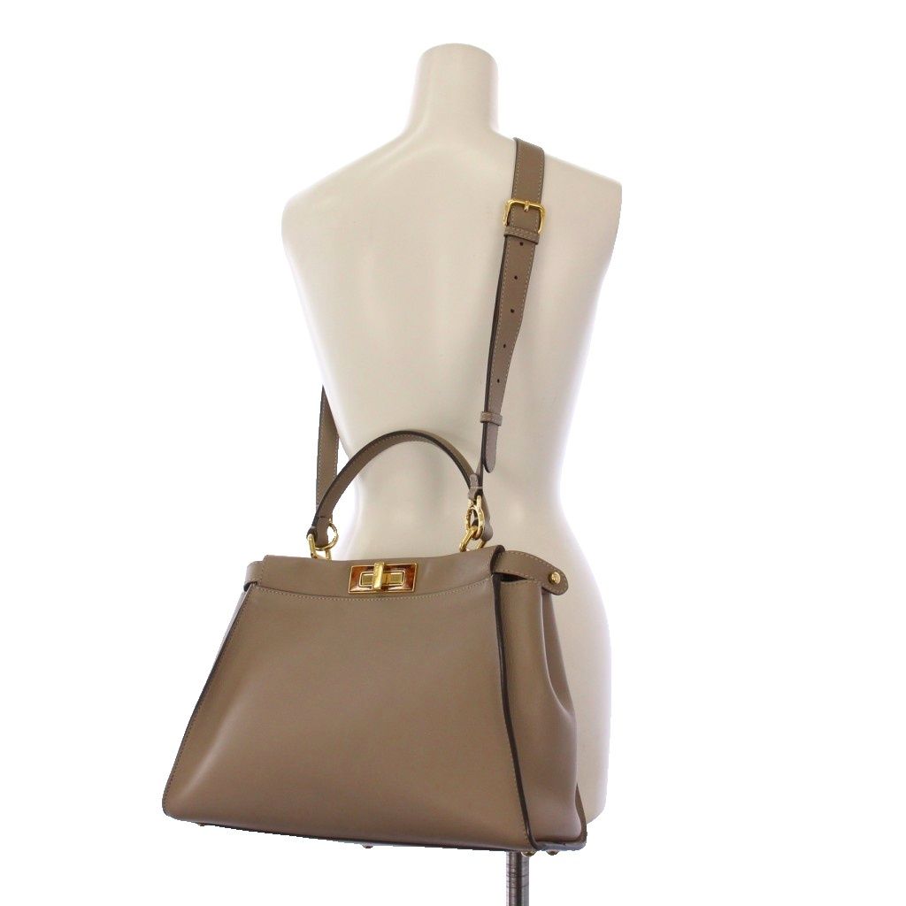 フェンディ FENDI ピーカブー ミディアム ハンドバッグ ショルダー