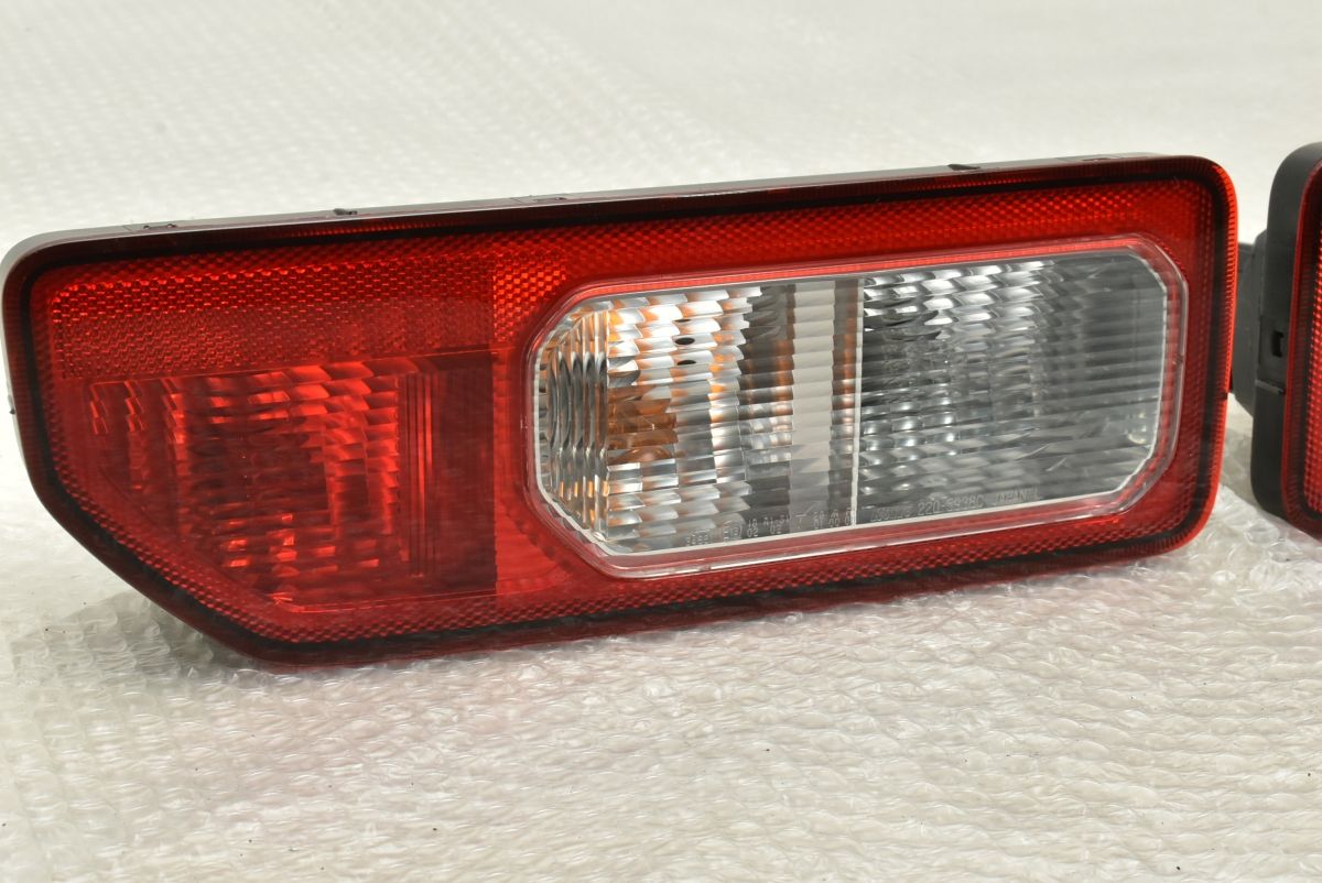 美品】スズキ JB64 ジムニー 純正 テールライト 左右 テールランプ