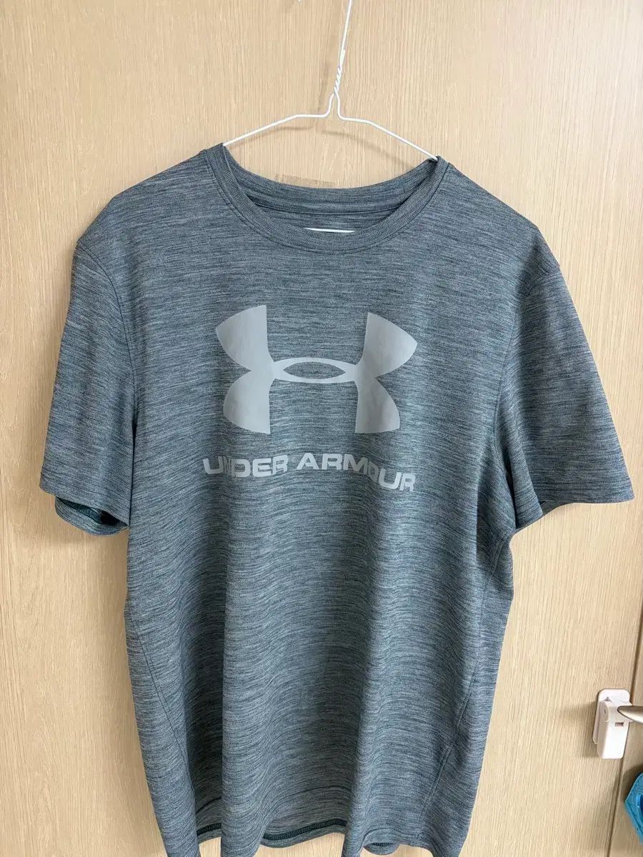  アンダーアーマー 機能性 半袖 Tシャツ グレー Tシャツ
