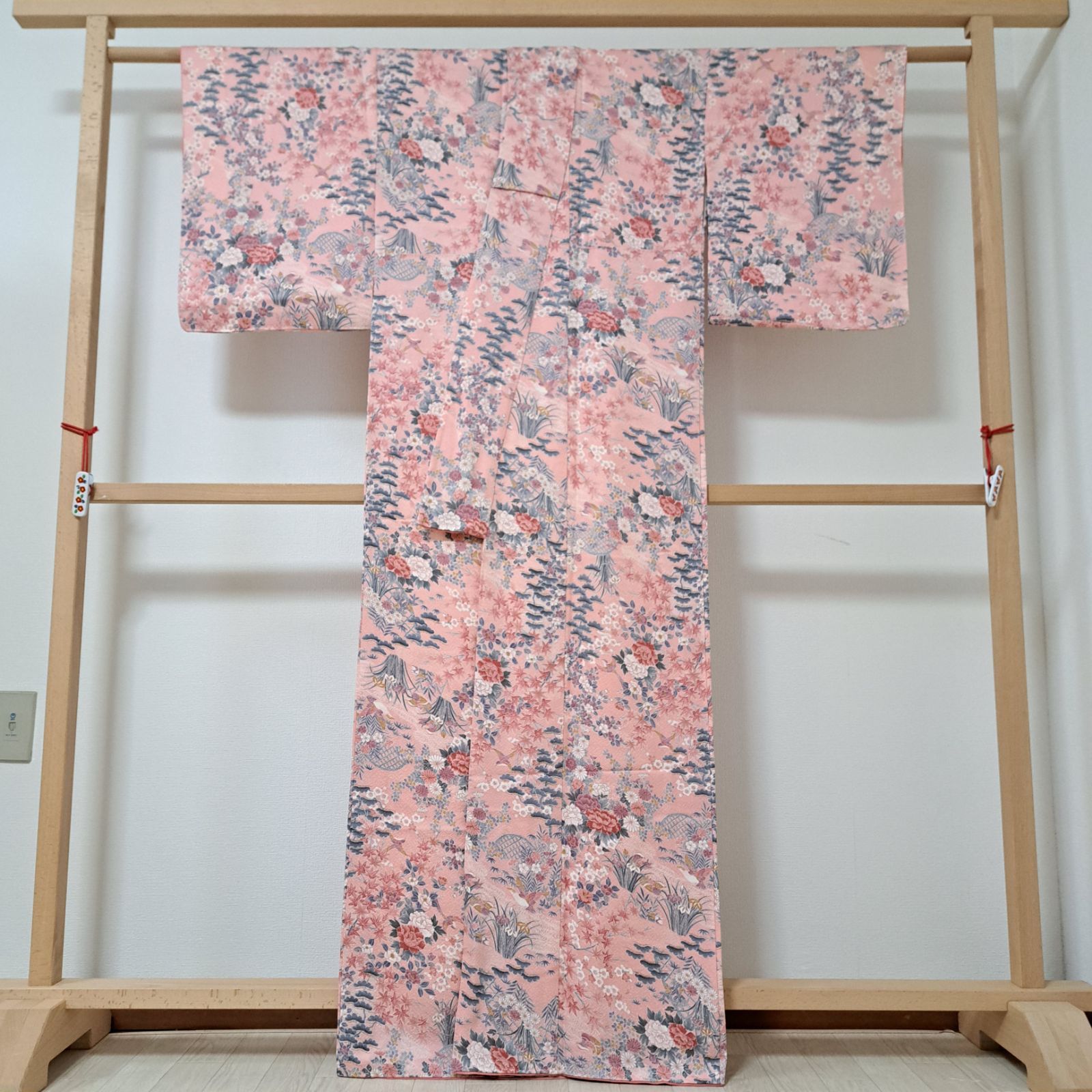 小紋】裄65 身丈166 袖50 美品！ 正絹 袷 ピンク地に鳥と四季花柄 や