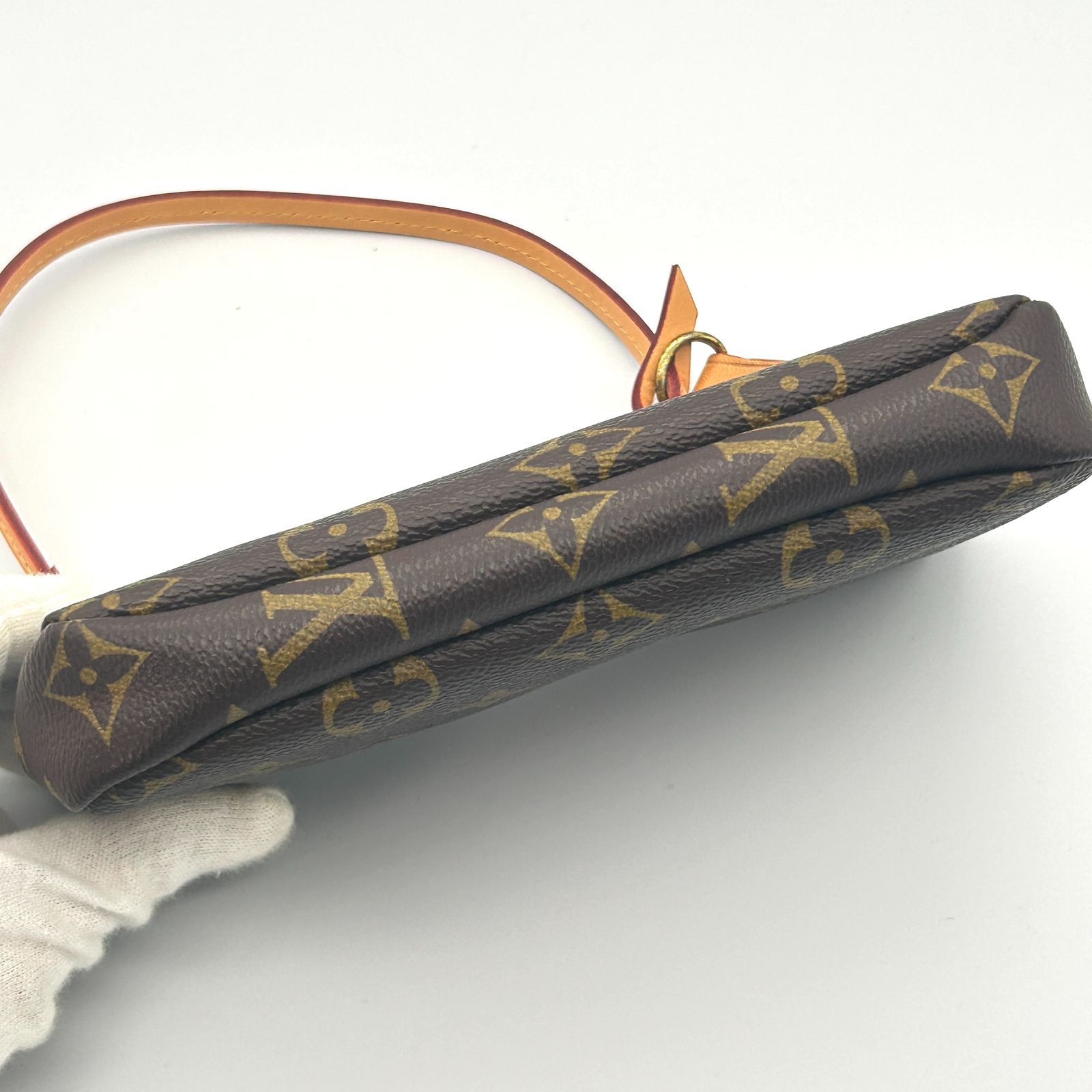 美品　ルイヴィトン　モノグラム　バケット付属　アクセソワール ミュルティ・ポシェット・アクセソワール モノグラム・アンプラント