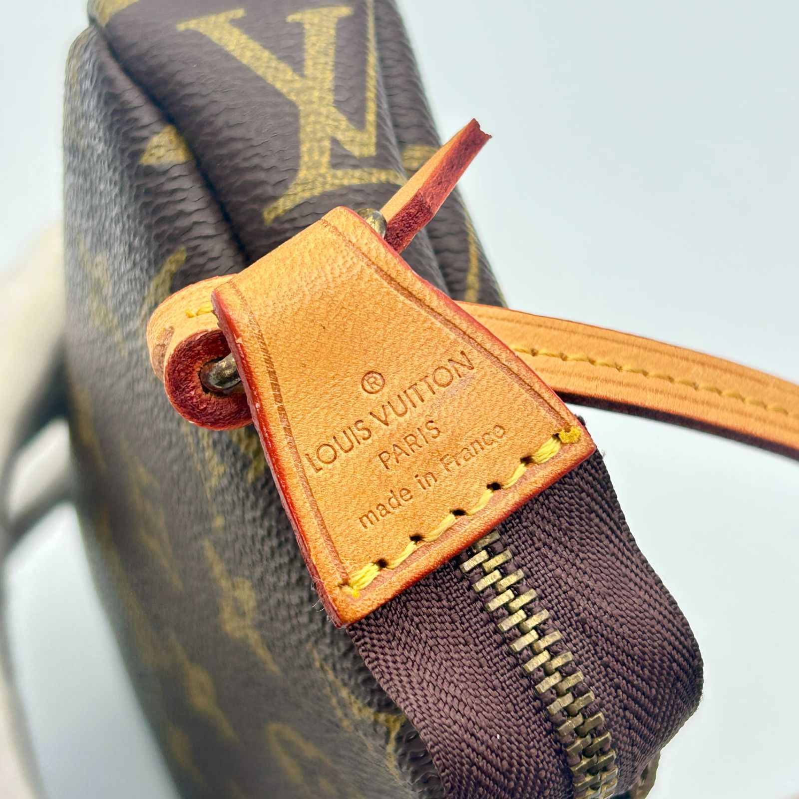 美品　ルイヴィトン　モノグラム　バケット付属　アクセソワール Louis Vuitton ルイヴィトン モノグラム バケット ポーチ アクセ