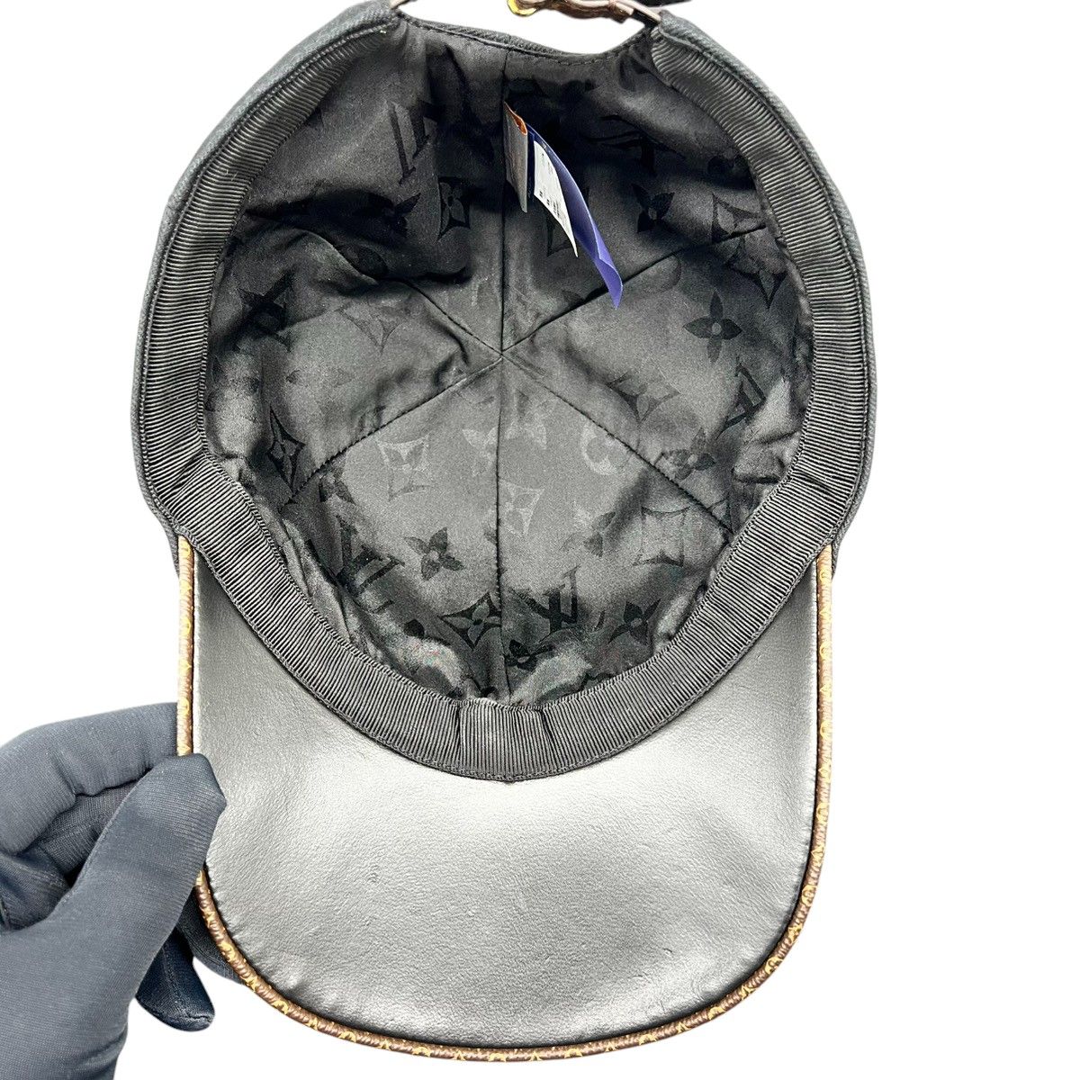 LOUIS VUITTON 美品 ルイヴィトン 2023 キャップ LV デー M77806