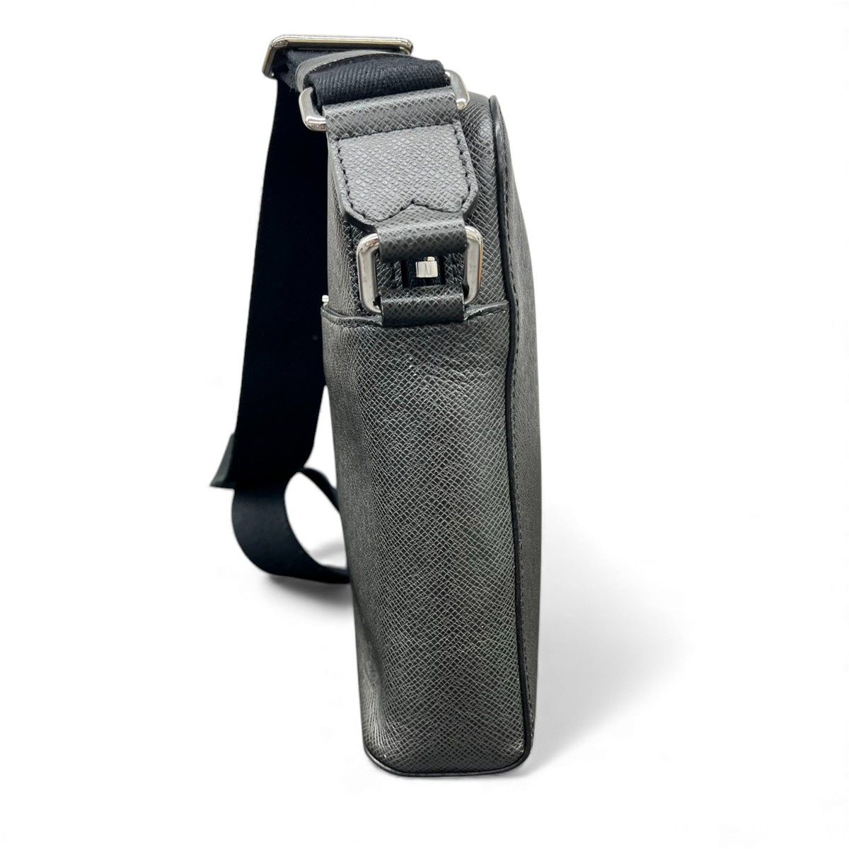 LOUIS VUITTON 希少 美品 ルイヴィトン タイガ アントン ポシェット